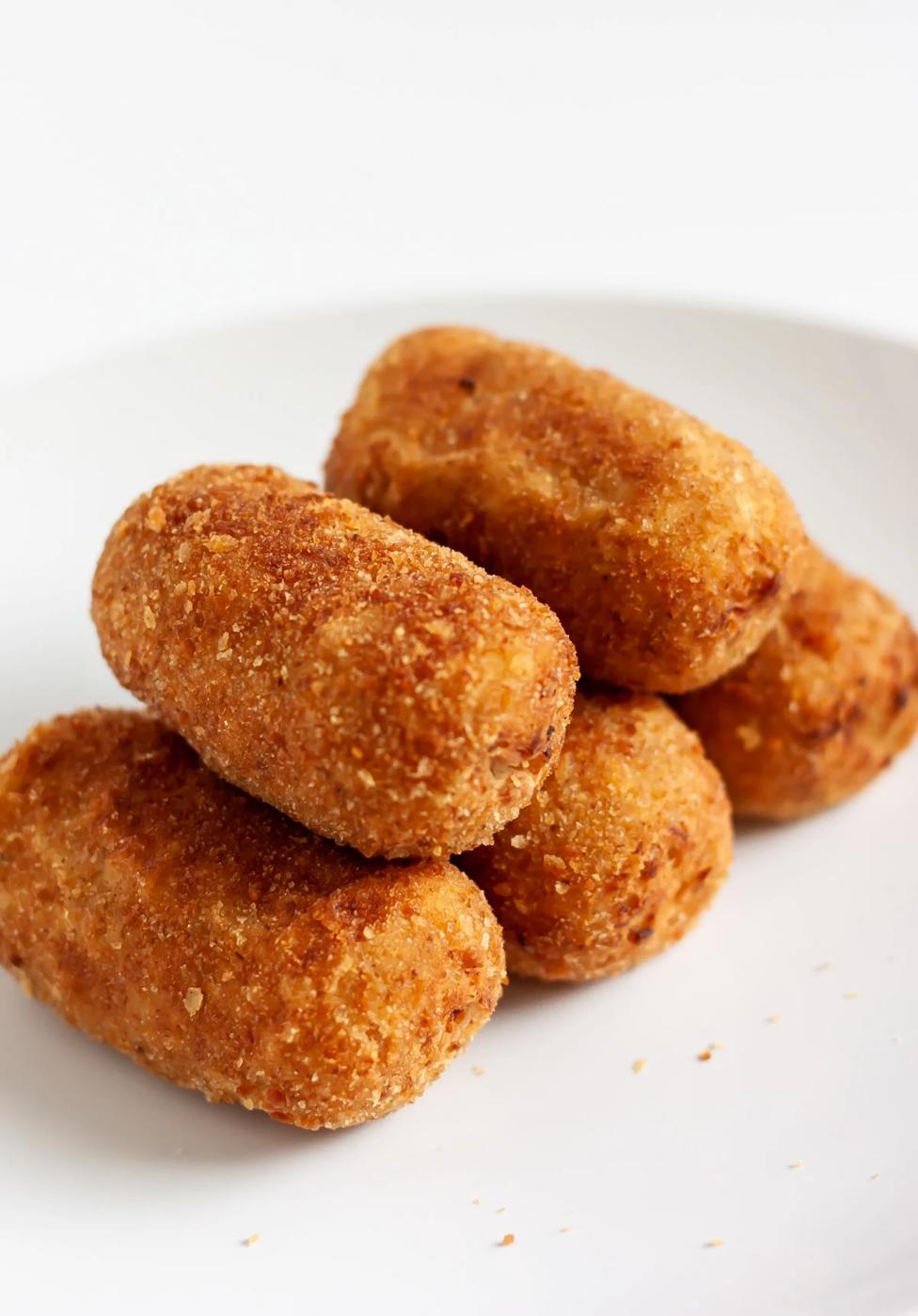 Croquetas de Pollo (Cuban Chicken Croquettes)