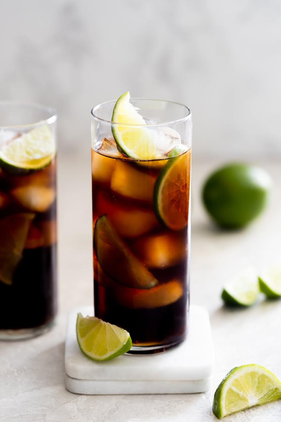 Easy Cuba Libre Cocktail Recipe