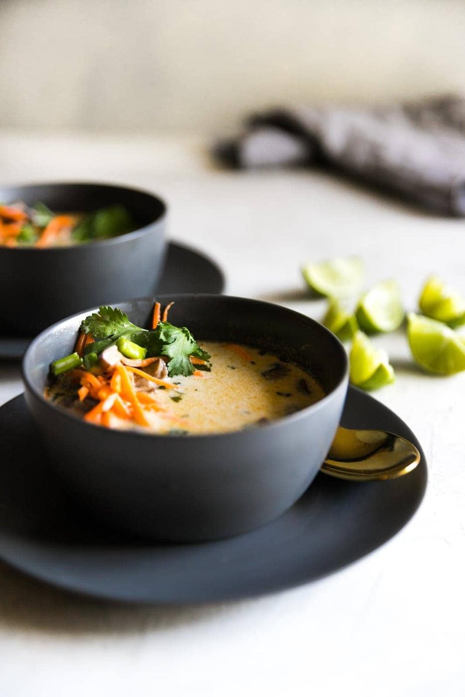 Easy Tom Kha Soup (Vegetarian Thai Coconut Soup)