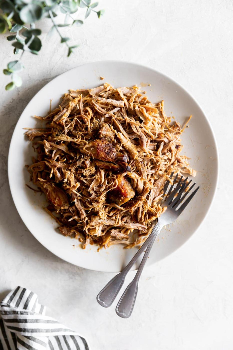 Slow Cooker Pulled Pork (with Dark Beer)