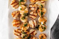Grilled Scallops in Herbed White Wine Sauce