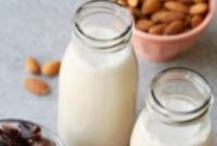 Simple Homemade Almond Milk