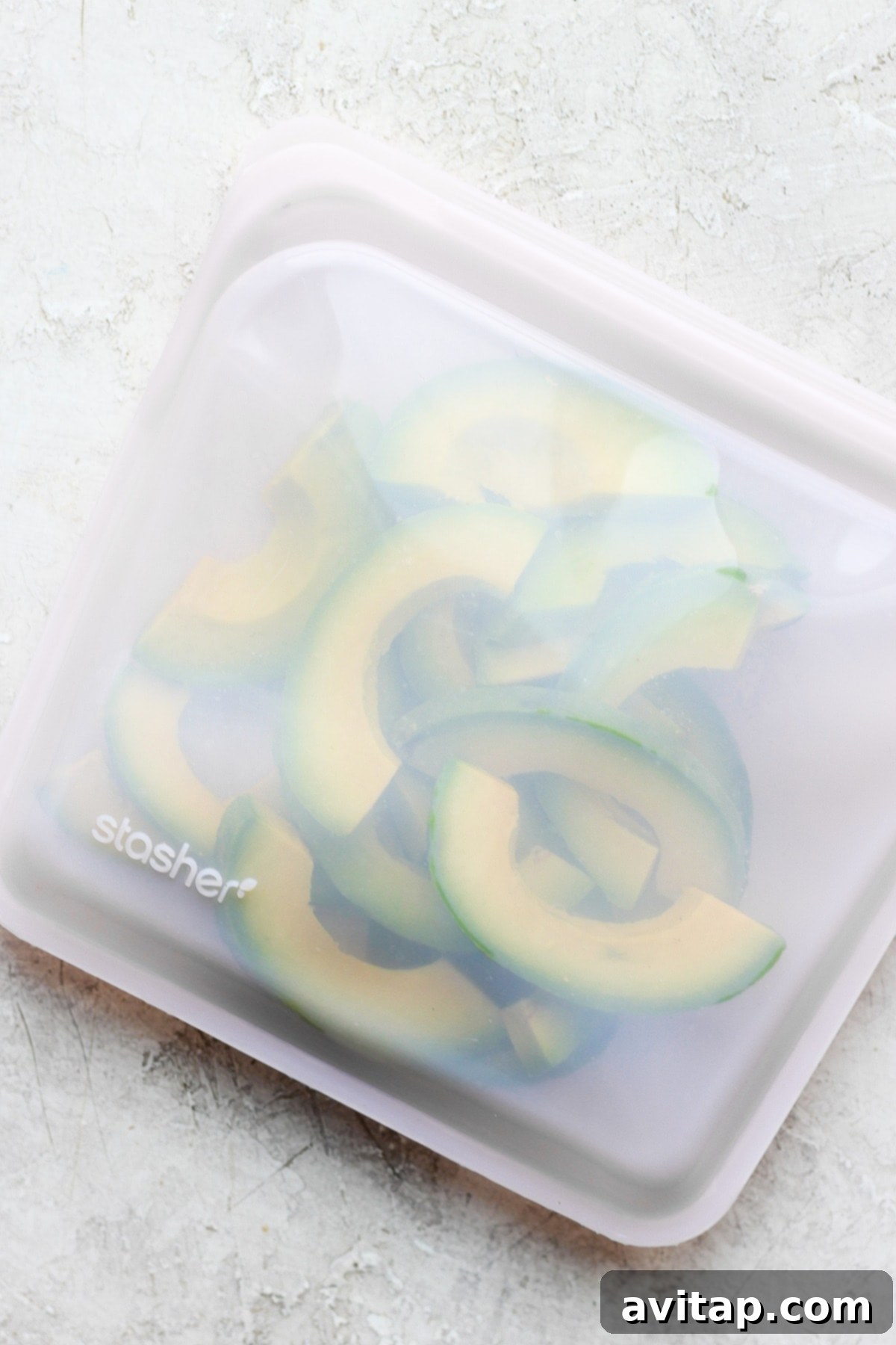 frozen avocado slices in a stasher bag