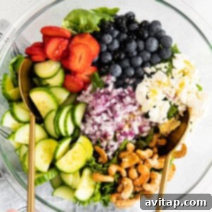 Spring mix salad in bowl.