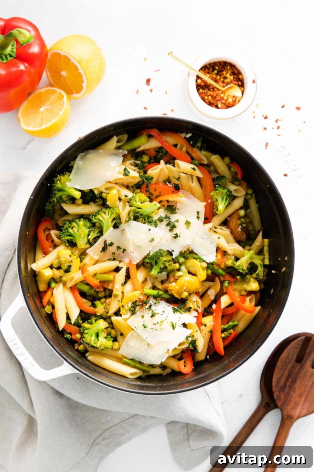 pasta primavera in a stock pot, ready to be served