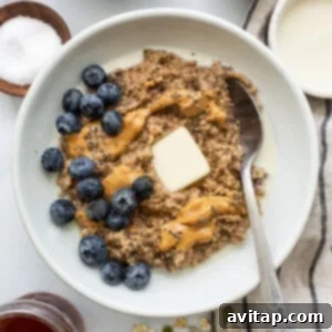 A beautifully presented bowl of creamy porridge.