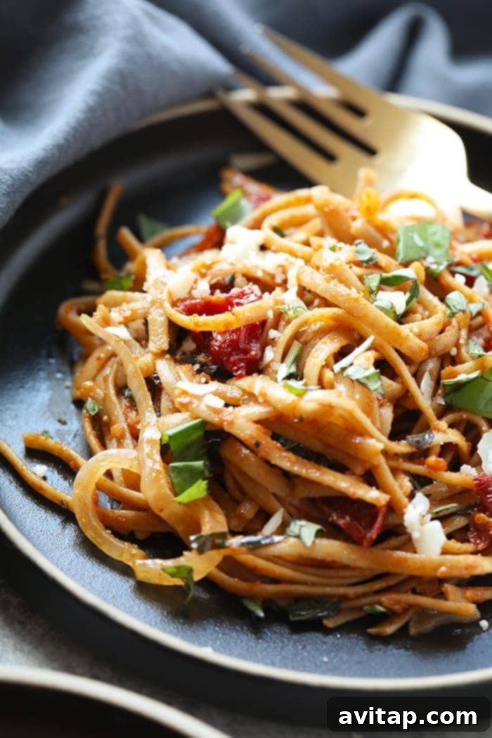 Whole Wheat Sun-Dried Tomato Basil Pasta – A Light and Fresh Dinner Idea A vibrant plate of whole wheat sun-dried tomato basil pasta ready to be enjoyed.