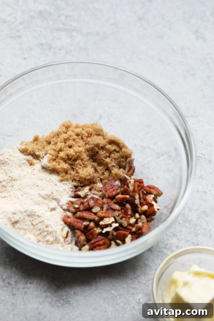 streusel topping in bowl