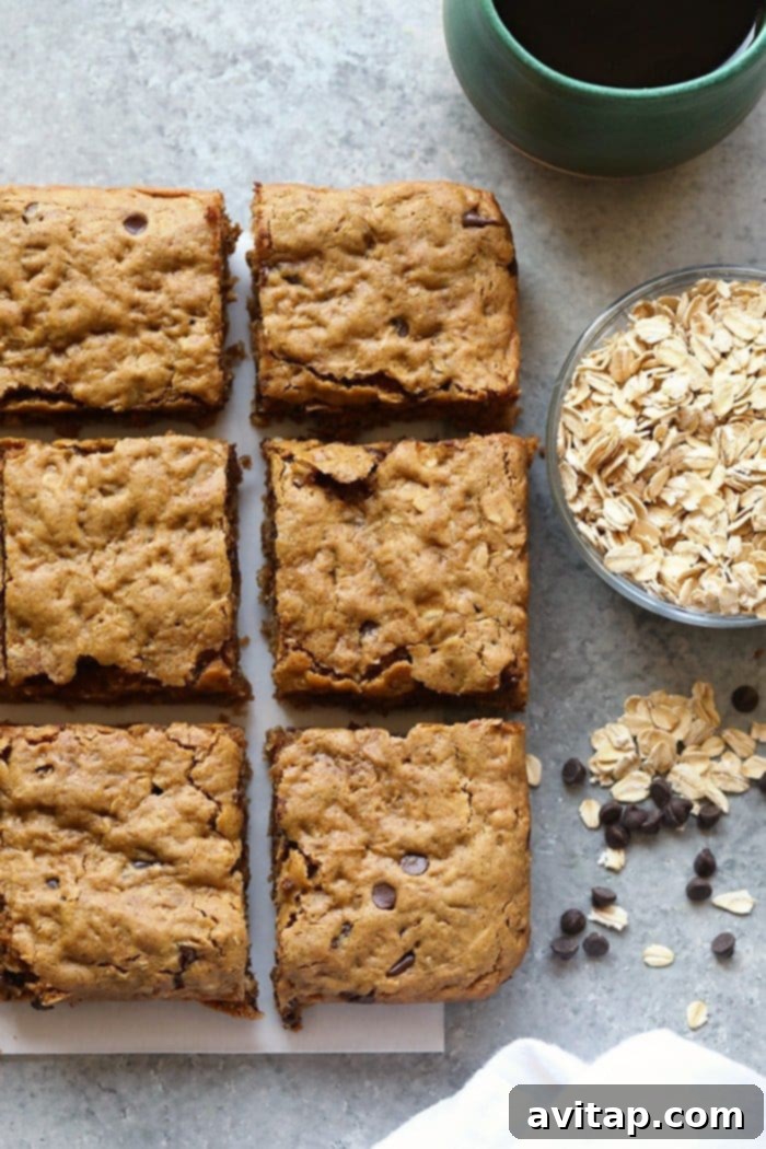 Delicious and healthy Oatmeal Peanut Butter Cookie Bars