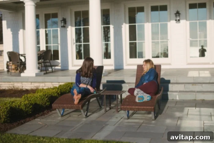 Fresh Coast Retreat lounge area