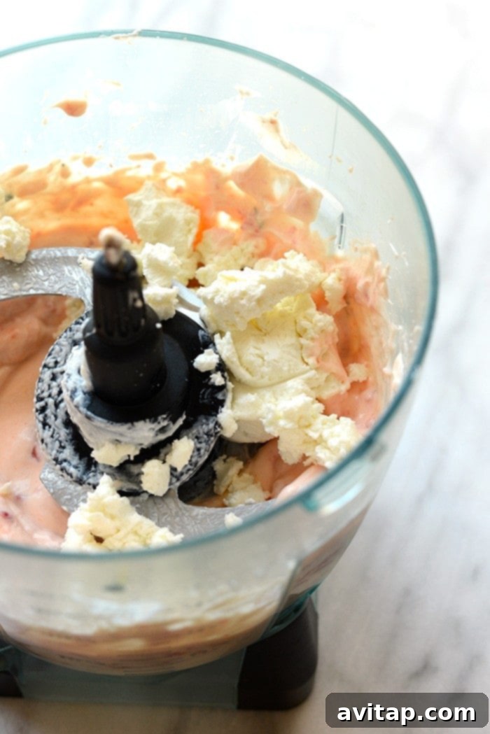 Roasted Red Pepper Goat Cheese Bliss 3 Deliciously smooth and creamy Roasted Red Pepper and Goat Cheese Dip, ideal for healthy snacking and entertaining. Made with Greek yogurt.