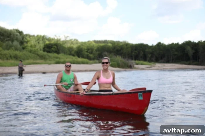 Minnesota Series: Canoeing the Cannon River + Red Barn Pizza Farm
