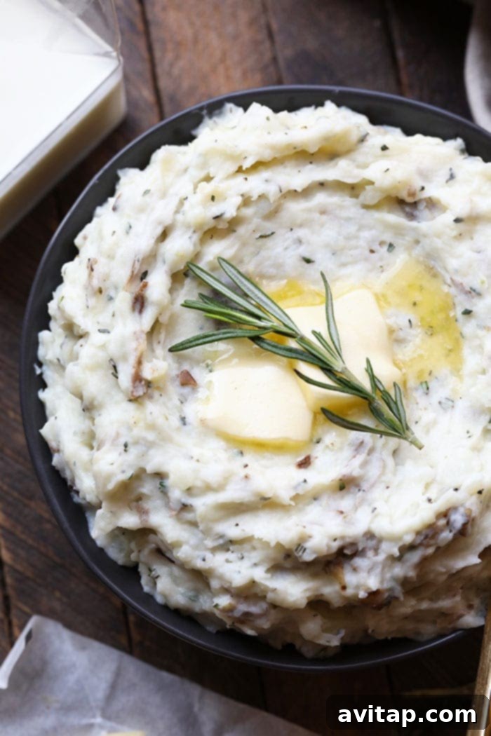 Healthy Mashed Potato Perfection 6 A generously filled serving bowl of healthy mashed potatoes, elegantly garnished and ready for a festive table.