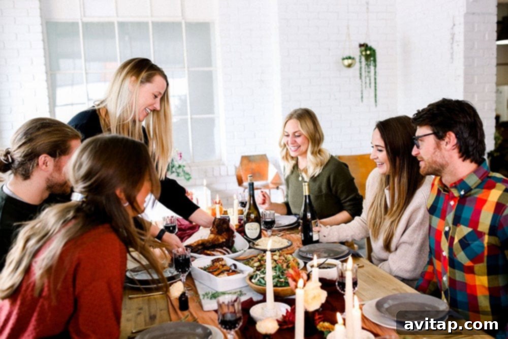 10 Brilliant Friendsgiving Ideas 2 A beautifully decorated Friendsgiving table spread with various dishes and festive elements, inviting guests to gather and share a meal.