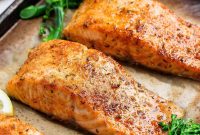 Broiled Salmon in 8 Minutes with Simple Seasoning